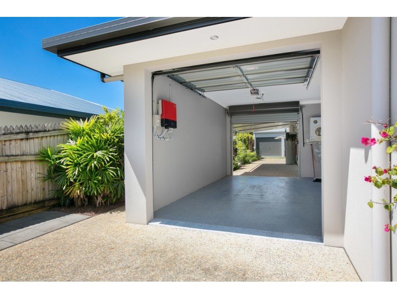 5 Malekula Close, Bentley Park QLD 4869