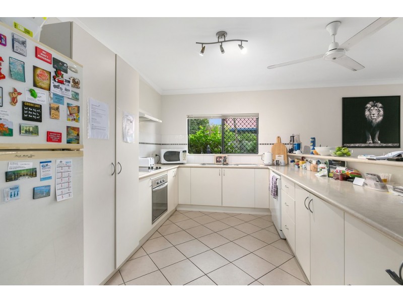 2 Etty Street, Kewarra Beach QLD 4879