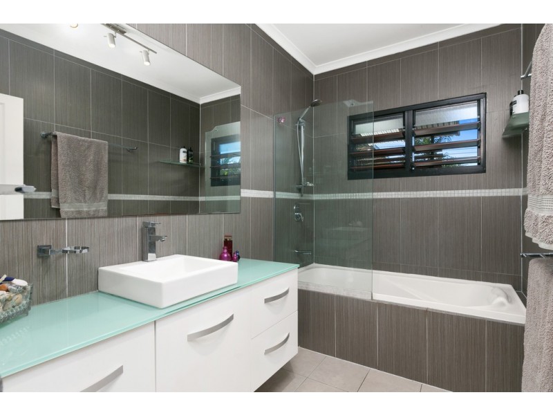 18 Mansfield Street, Earlville QLD 4870