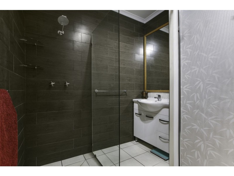 18 Mansfield Street, Earlville QLD 4870