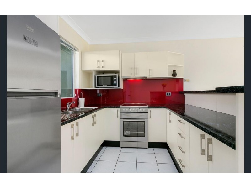 1/21-25 Givens Street, Westcourt QLD 4870