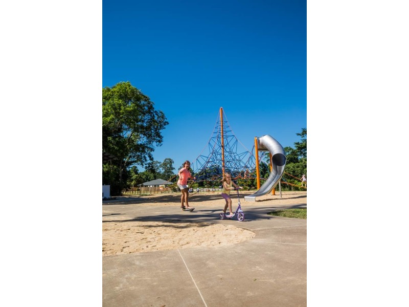 Lot 203 Outlook Drive, Bentley Park QLD 4869