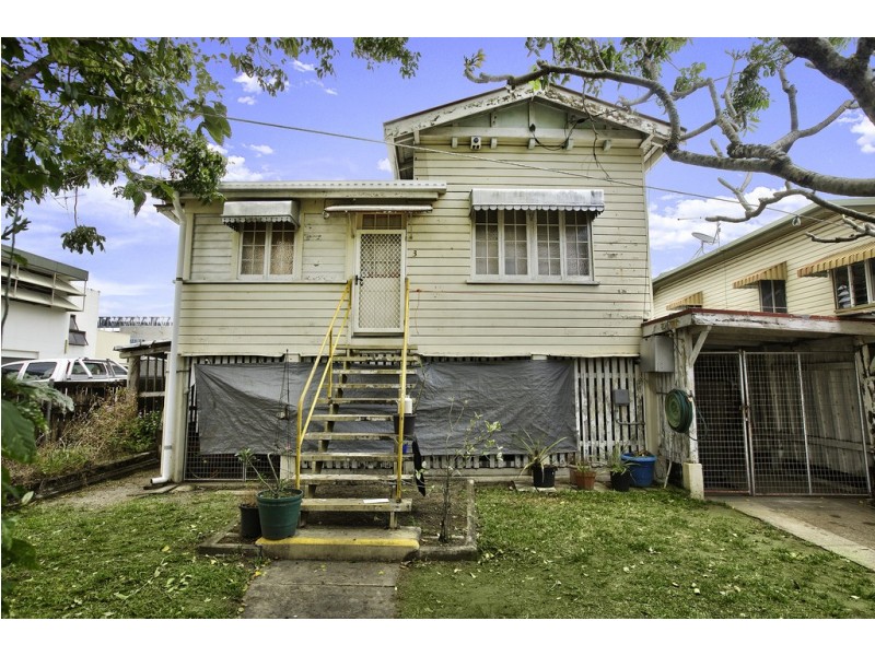 3 Boland Street, Westcourt QLD 4870