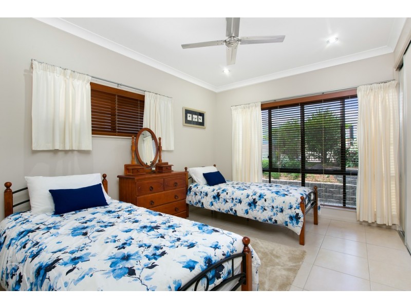 6 Jumna Close, Bentley Park QLD 4869