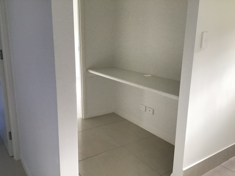 100 Springbrook Avenue, Redlynch QLD 4870