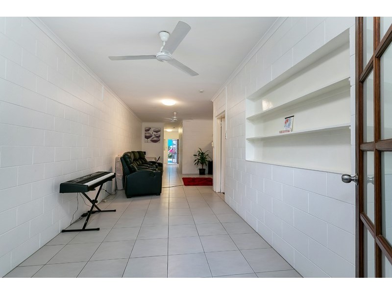 64 Dalton Street, Westcourt QLD 4870