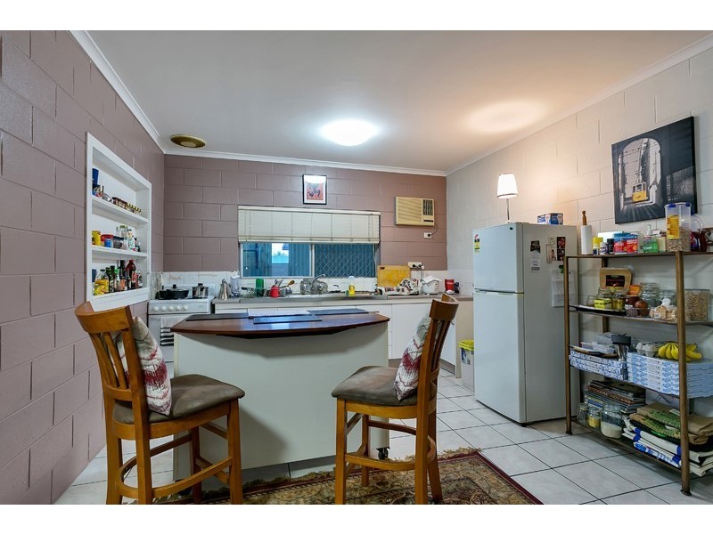 64 Dalton Street, Westcourt QLD 4870