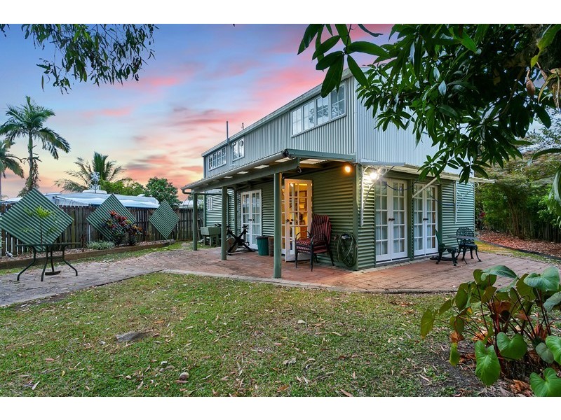 64 Dalton Street, Westcourt QLD 4870