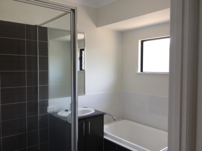 155 Fitzmaurice Drive, Bentley Park QLD 4869