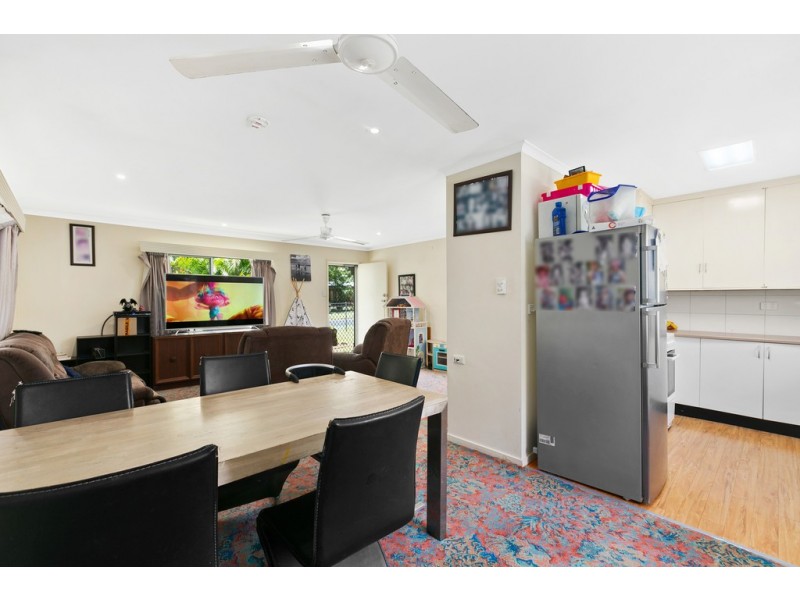 40 Karwin Street, Bayview Heights QLD 4868
