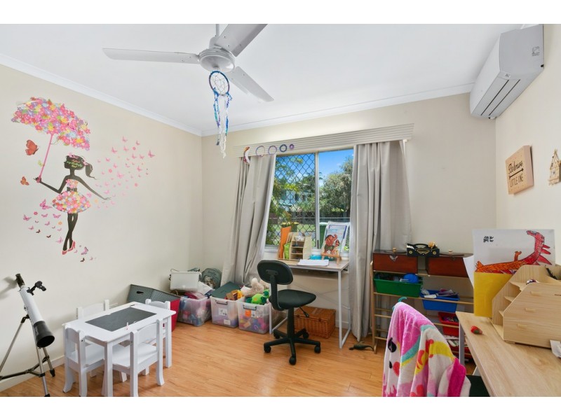 40 Karwin Street, Bayview Heights QLD 4868