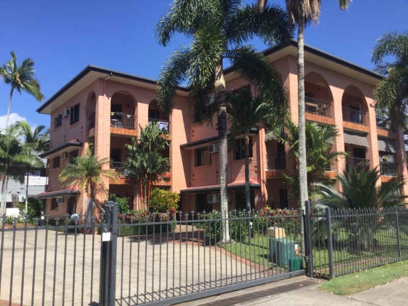 3/271 Esplanade, Cairns North QLD 4870