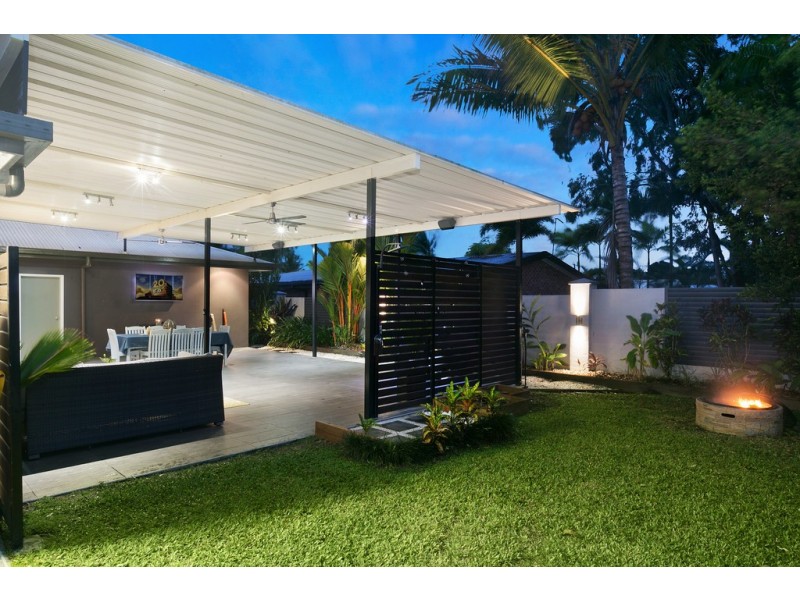 4 Kirraly Close, Mooroobool QLD 4870