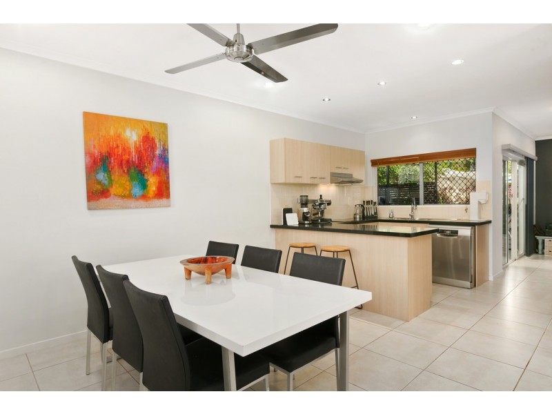 4 Kirraly Close, Mooroobool QLD 4870