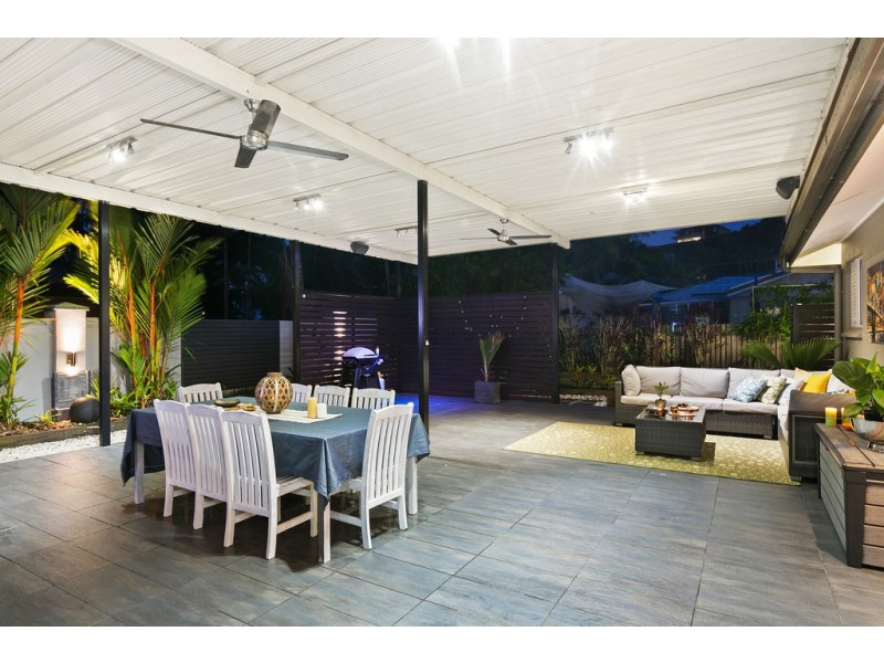 4 Kirraly Close, Mooroobool QLD 4870