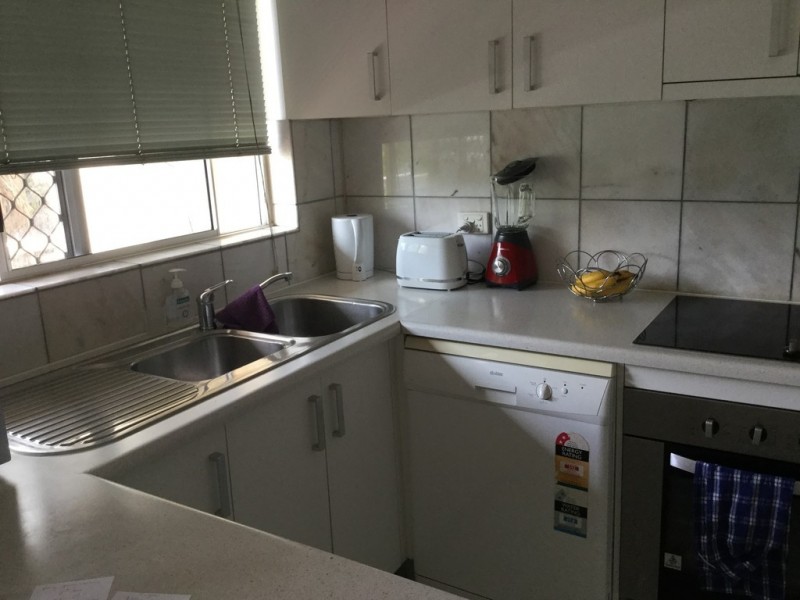 1/165 McLeod Street, Cairns North QLD 4870