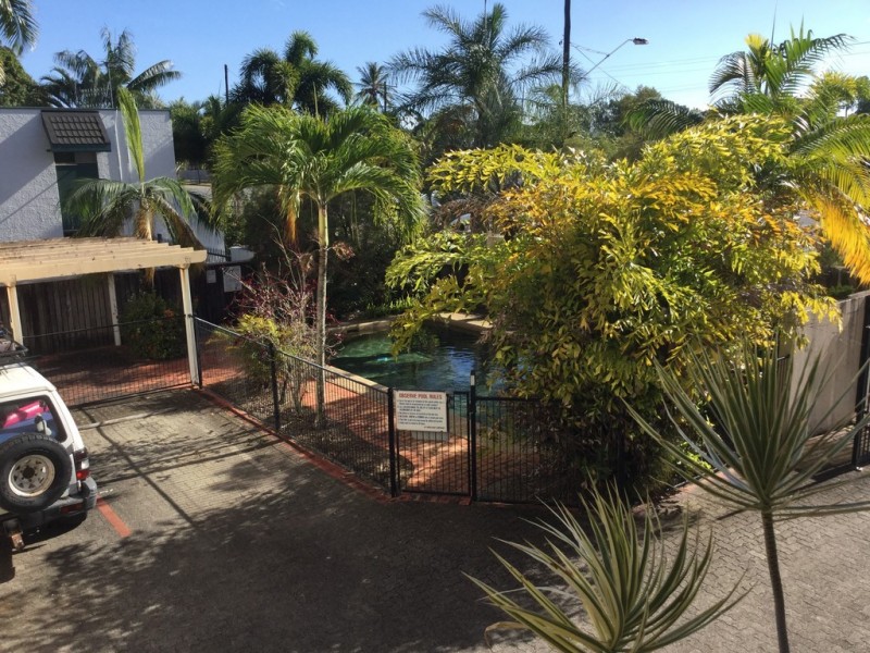 1/165 McLeod Street, Cairns North QLD 4870