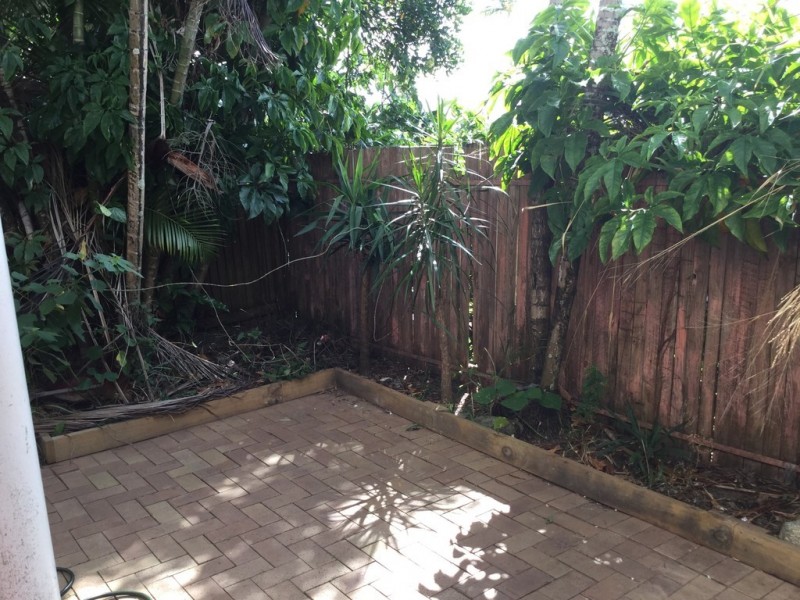 12 9-10 Cavanagh Street, Woree QLD 4868