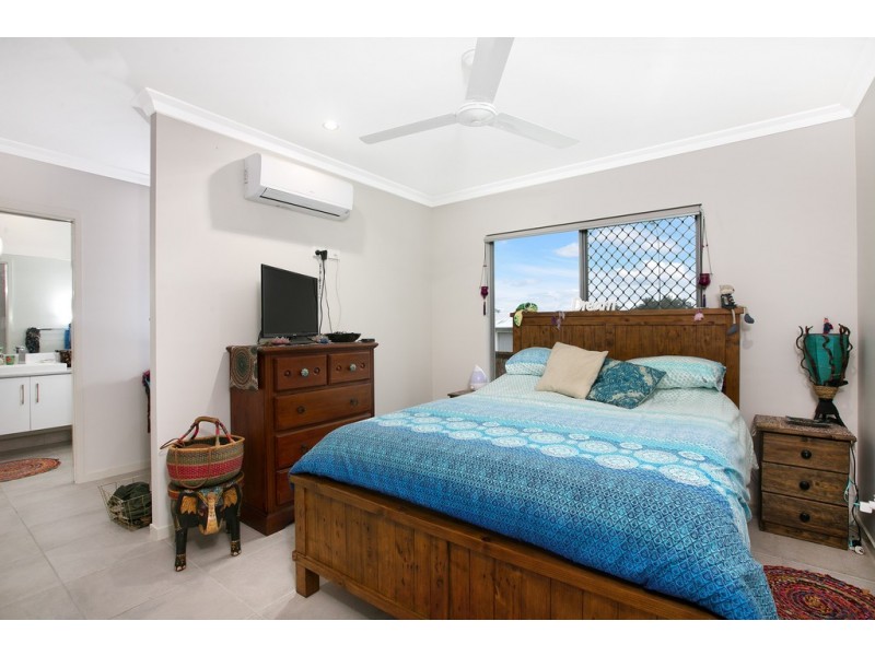 46 Ainscow Drive, Bentley Park QLD 4869