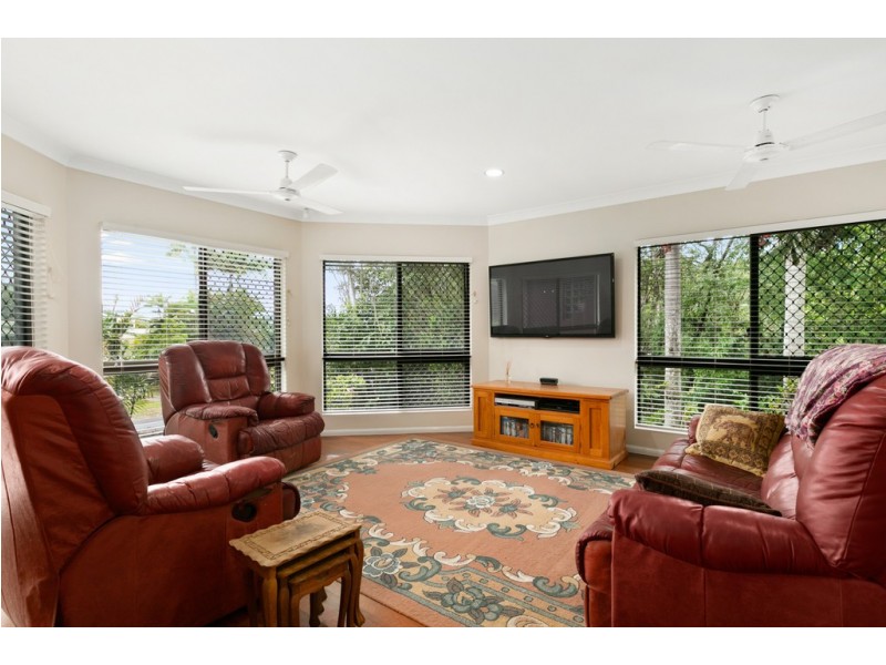 43 Templar Crescent, Bentley Park QLD 4869