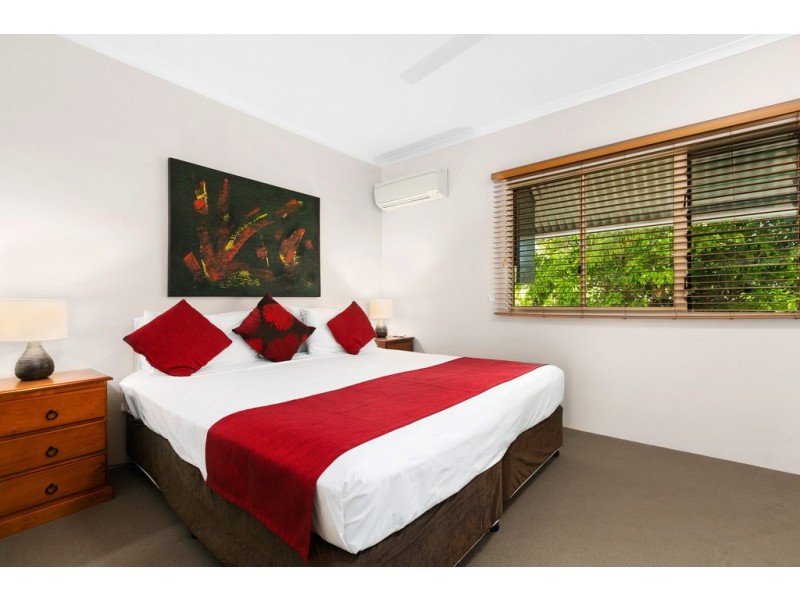 24/129-135 Oleander Street, Holloways Beach QLD 4878