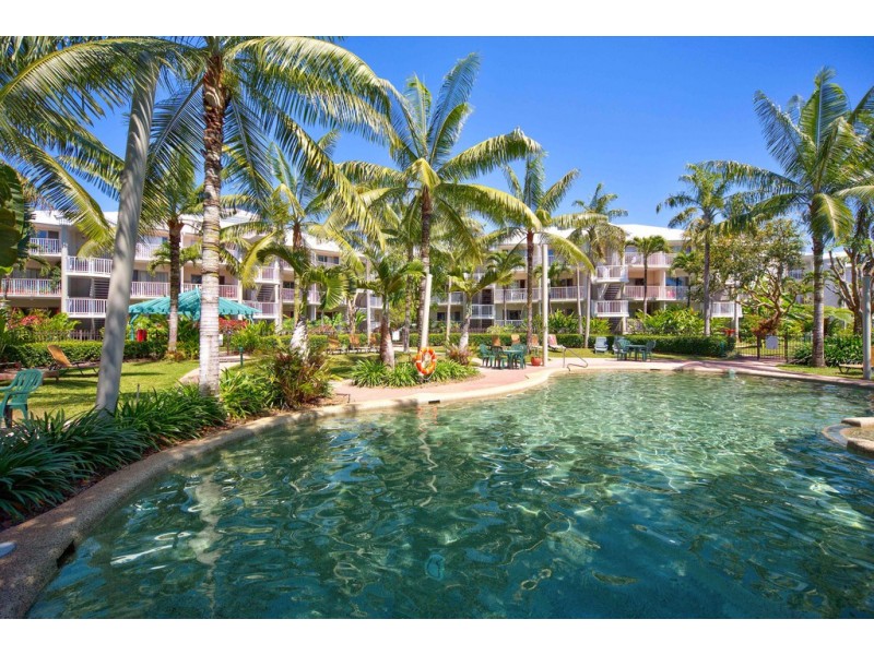 24/129-135 Oleander Street, Holloways Beach QLD 4878