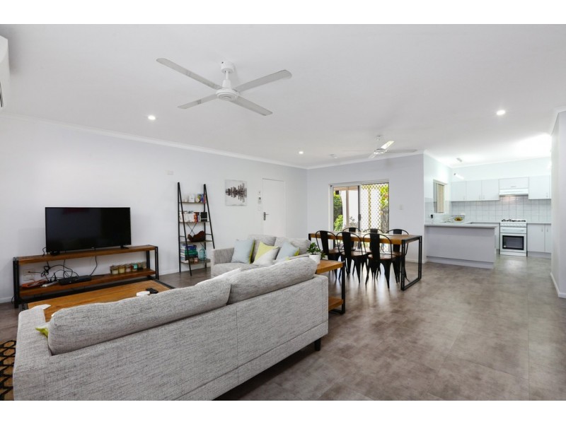 4 Delta View Close, Freshwater QLD 4870