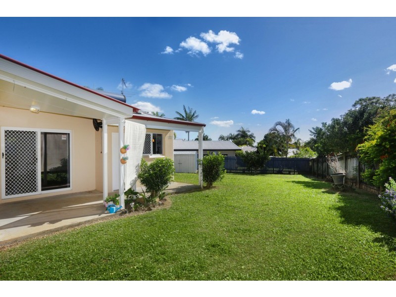 4 Delta View Close, Freshwater QLD 4870