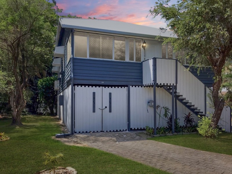 39/404-418 Mccoombe Street, Mooroobool QLD 4870