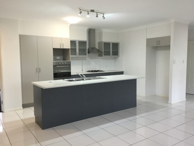 46 City View Crescent, Mooroobool QLD 4870