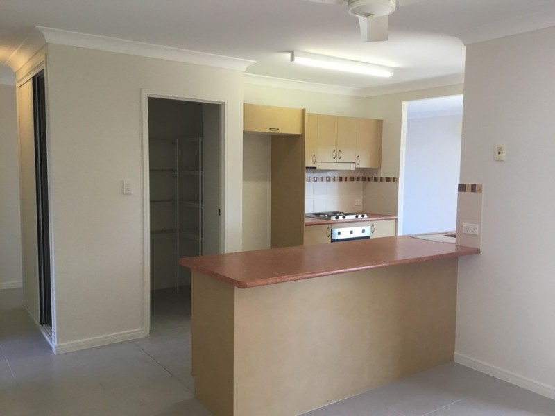 23 Sunrise Street, White Rock QLD 4868