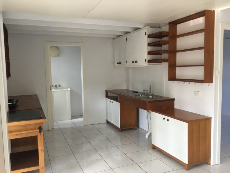 Shed-64 Dalton Street, Westcourt QLD 4870