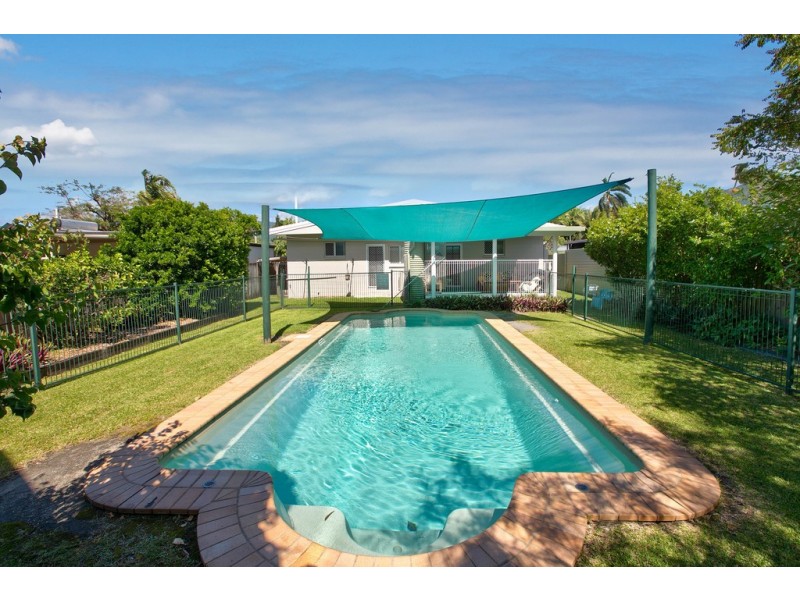 Shed-64 Dalton Street, Westcourt QLD 4870