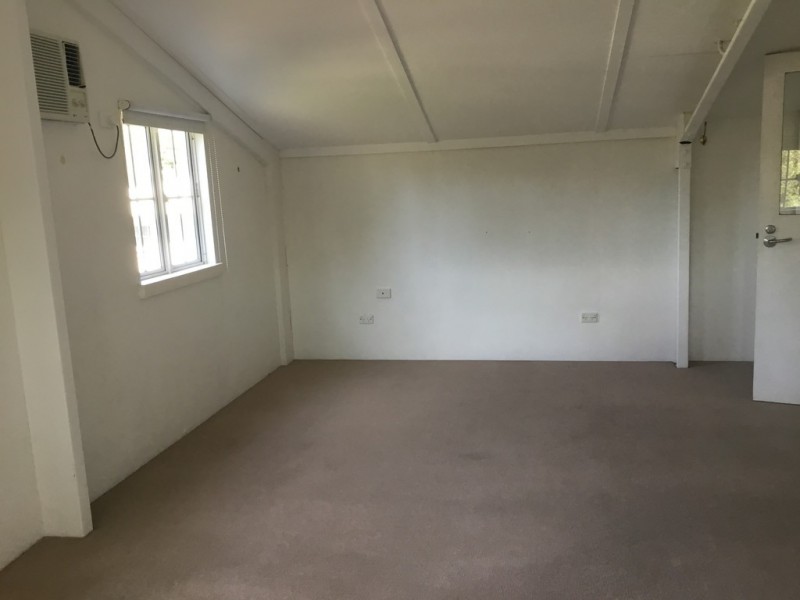 Shed-64 Dalton Street, Westcourt QLD 4870