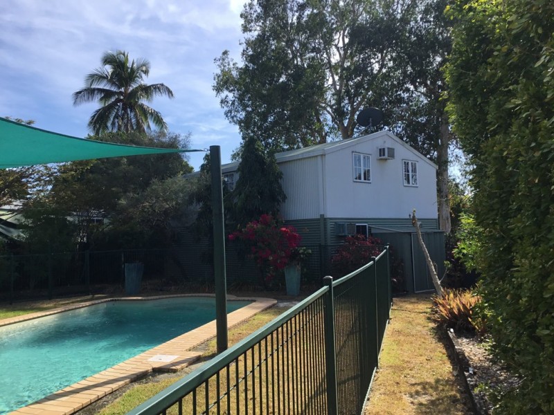 Shed-64 Dalton Street, Westcourt QLD 4870