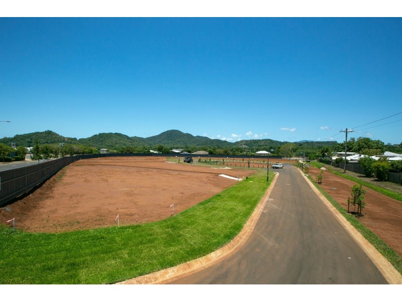 Lot 1910 Ella Circuit, Redlynch QLD 4870