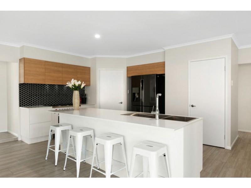 7 Brian Street, Brinsmead QLD 4870