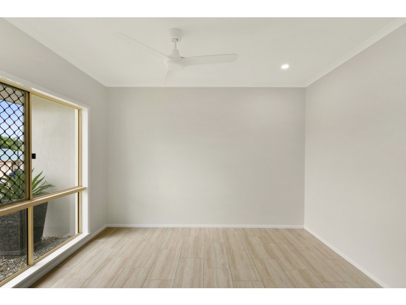 7 Brian Street, Brinsmead QLD 4870