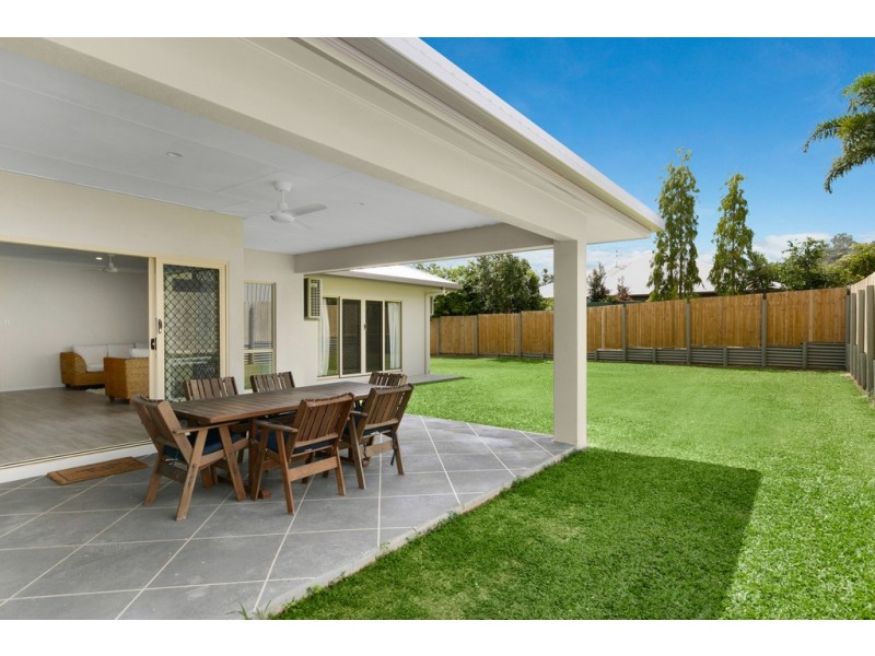 7 Brian Street, Brinsmead QLD 4870