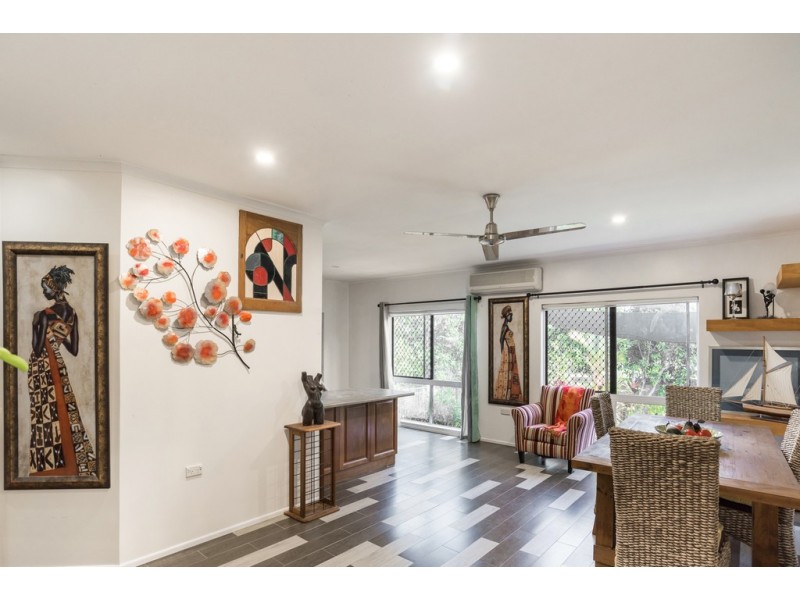 42 Irene Street, Mooroobool QLD 4870