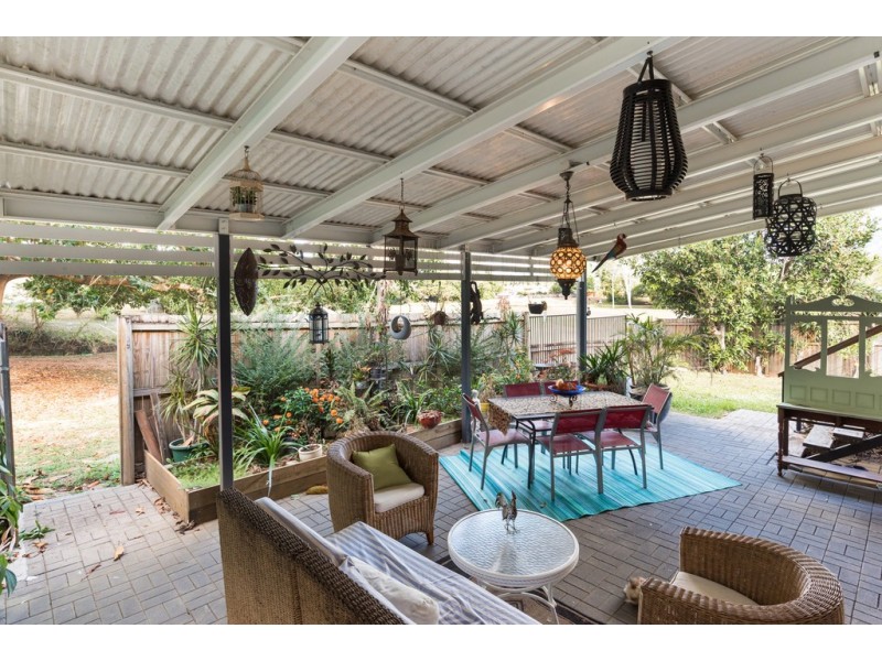 42 Irene Street, Mooroobool QLD 4870