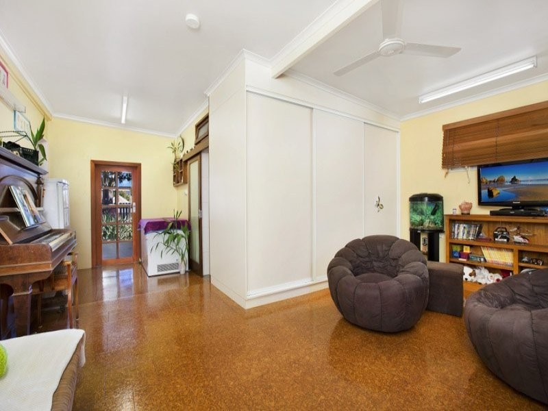 23 Louise Street, Atherton QLD 4883