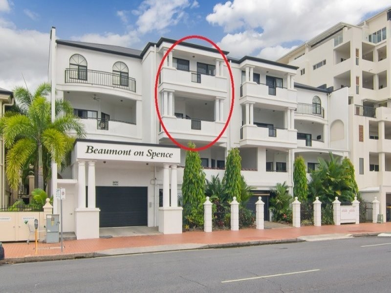 8/77 Spence Street, Cairns City QLD 4870