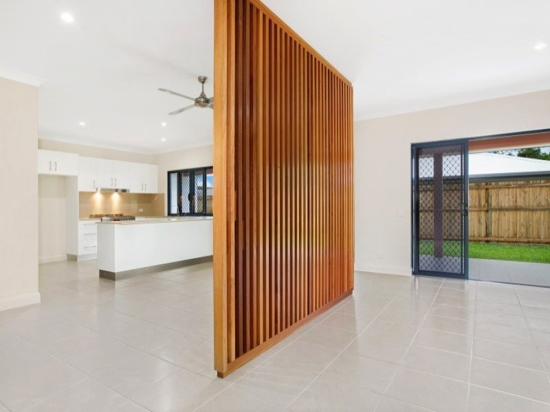43 Ainscow Drive, Bentley Park QLD 4869