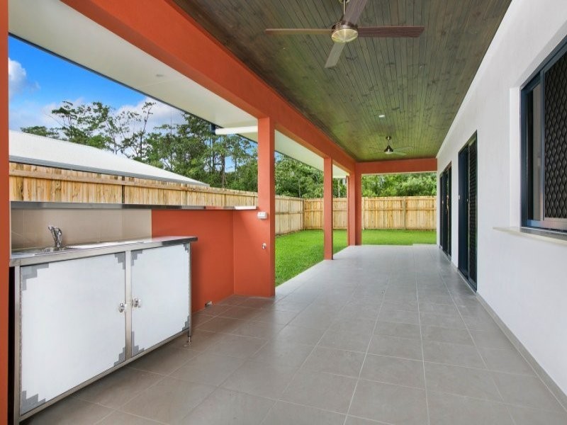 43 Ainscow Drive, Bentley Park QLD 4869