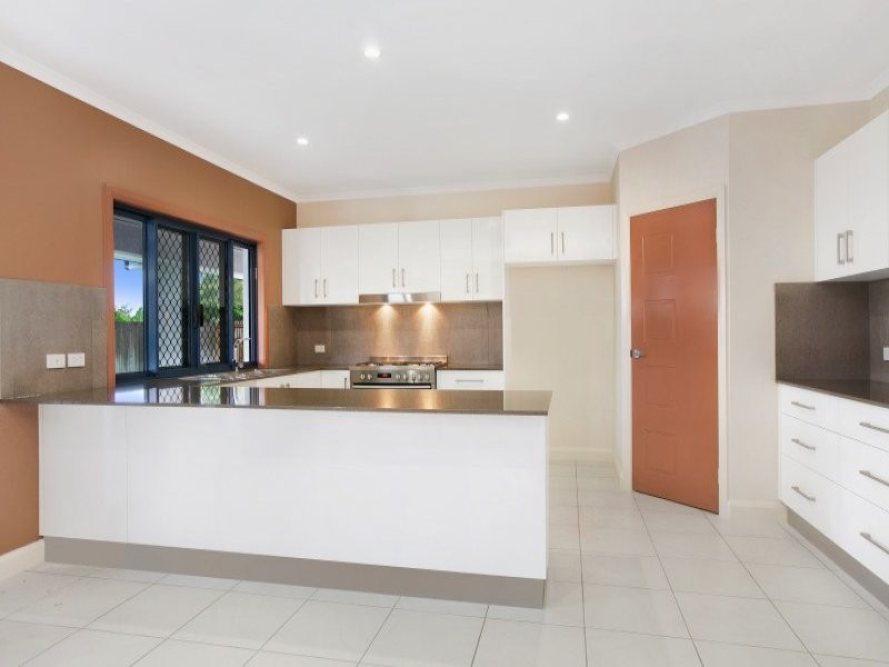 3 Malekula Close, Bentley Park QLD 4869