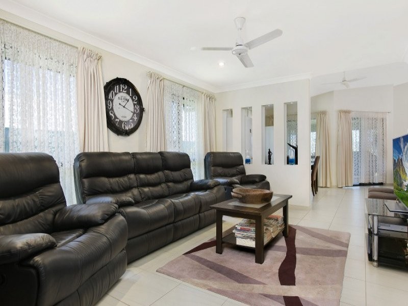 106 Fitzmaurice Drive, Bentley Park QLD 4869