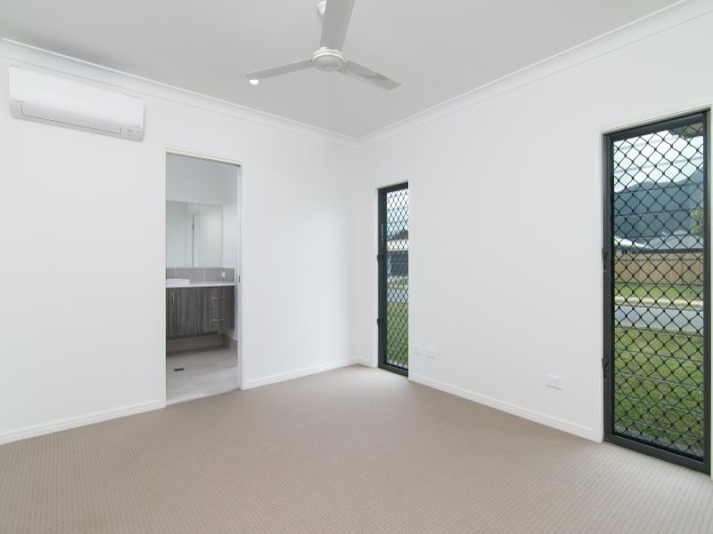 52 Disney Street, White Rock QLD 4868