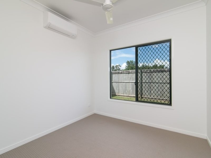 52 Disney Street, White Rock QLD 4868