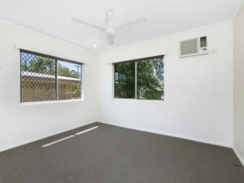 8 Amethyst Street, Bayview Heights QLD 4868